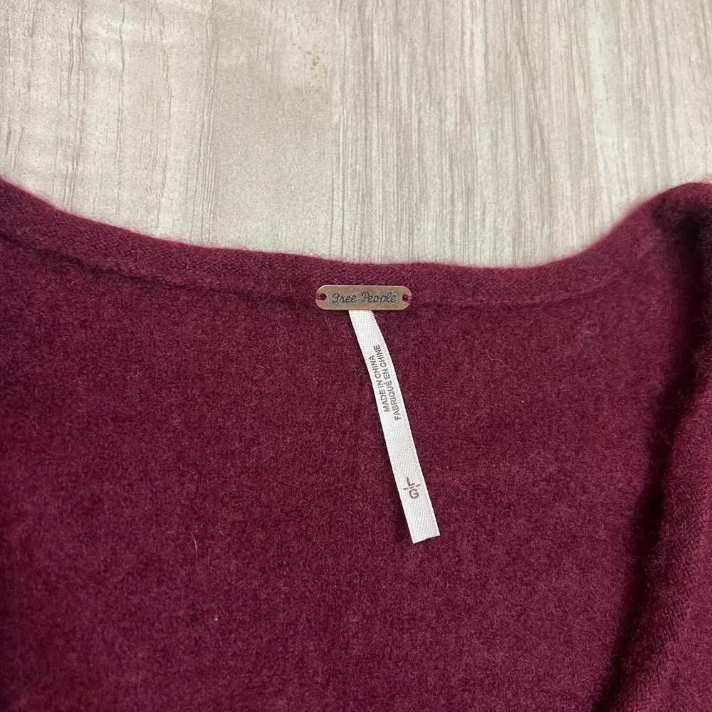 Free People 100% Cashmere V-Neck Crop Sweater Womens Size Large Burgundy Wine
